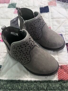 Oshkosh B'Gosh
Toddler Girls Estell Boots